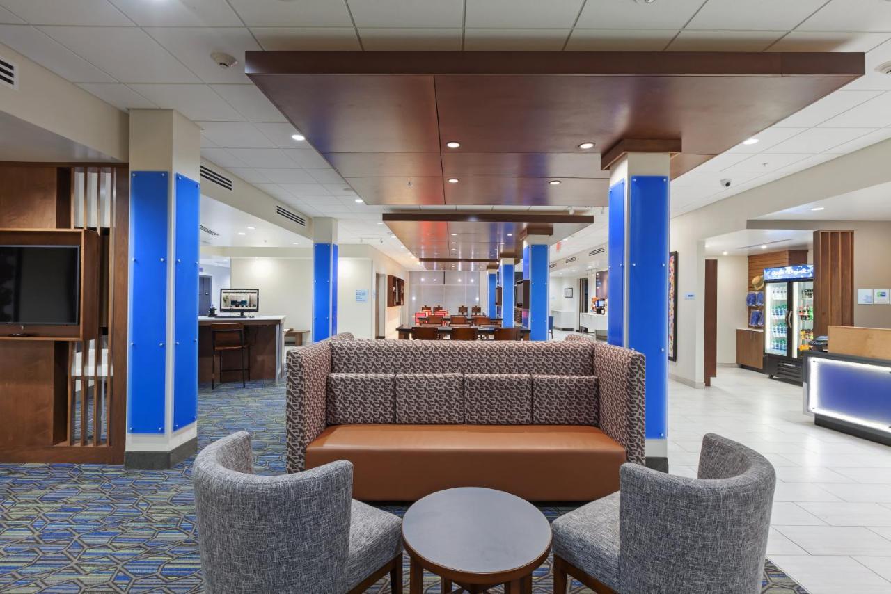 Holiday Inn Express & Suites Tulsa South - Woodland Hills By Ihg Экстерьер фото