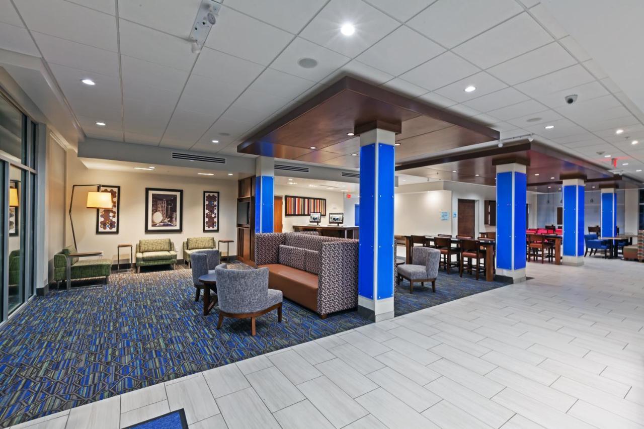 Holiday Inn Express & Suites Tulsa South - Woodland Hills By Ihg Экстерьер фото