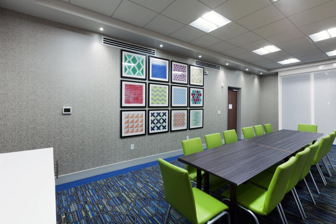 Holiday Inn Express & Suites Tulsa South - Woodland Hills By Ihg Экстерьер фото